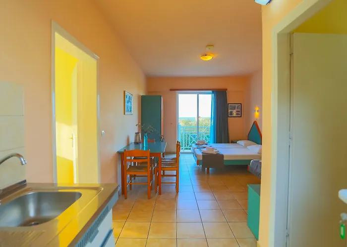 Aparthotel Filoxenia & 3*