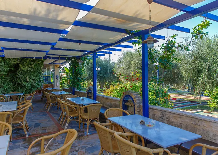 Filoxenia & Aparthotel Theologos (Rhodes)