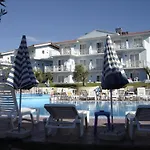 Apart Otel Filoxenia &