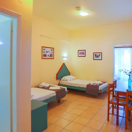 Aparthotel Filoxenia & 3*