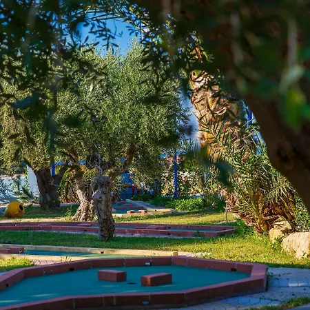 Filoxenia & 3* Theologos (Rhodes)