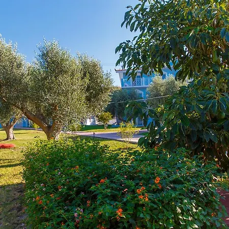 Aparthotel Filoxenia &