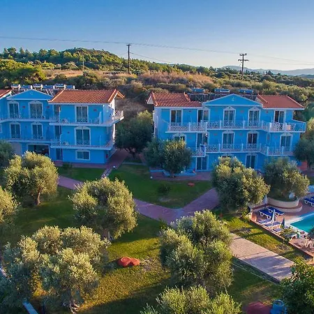 Filoxenia & Aparthotel 3*