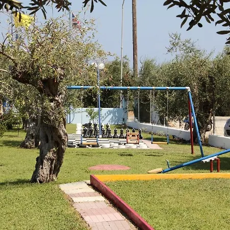 Aparthotel Filoxenia & 3*