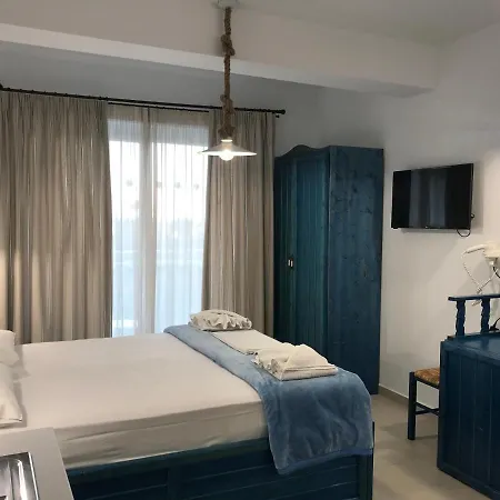 Filoxenia & Aparthotel 3*