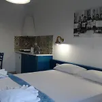 菲洛克塞尼雅公寓&一室公寓 3*