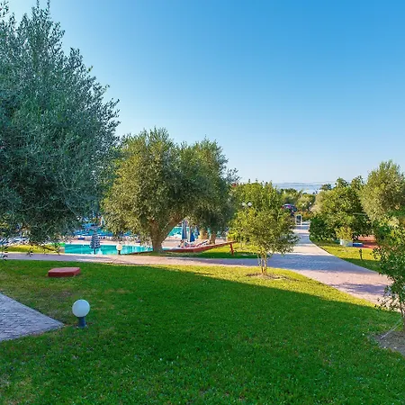 Filoxenia & アパートホテル