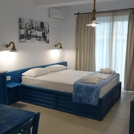 Filoxenia & 3* Theológos